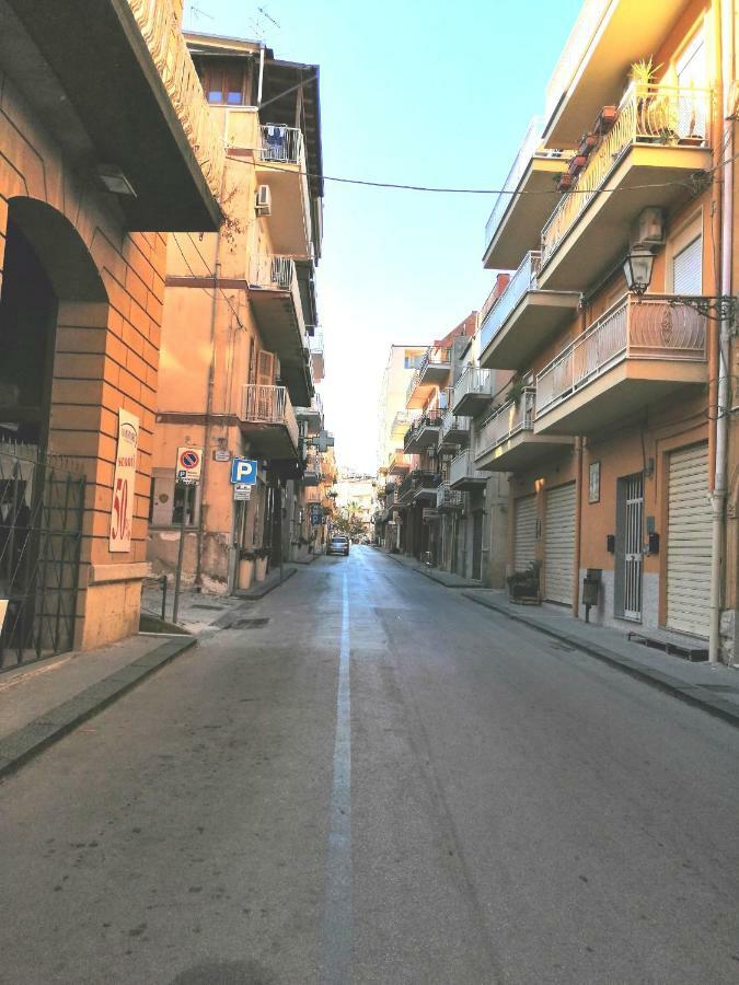 La Casa Del Corso Bed and Breakfast Aragona Εξωτερικό φωτογραφία